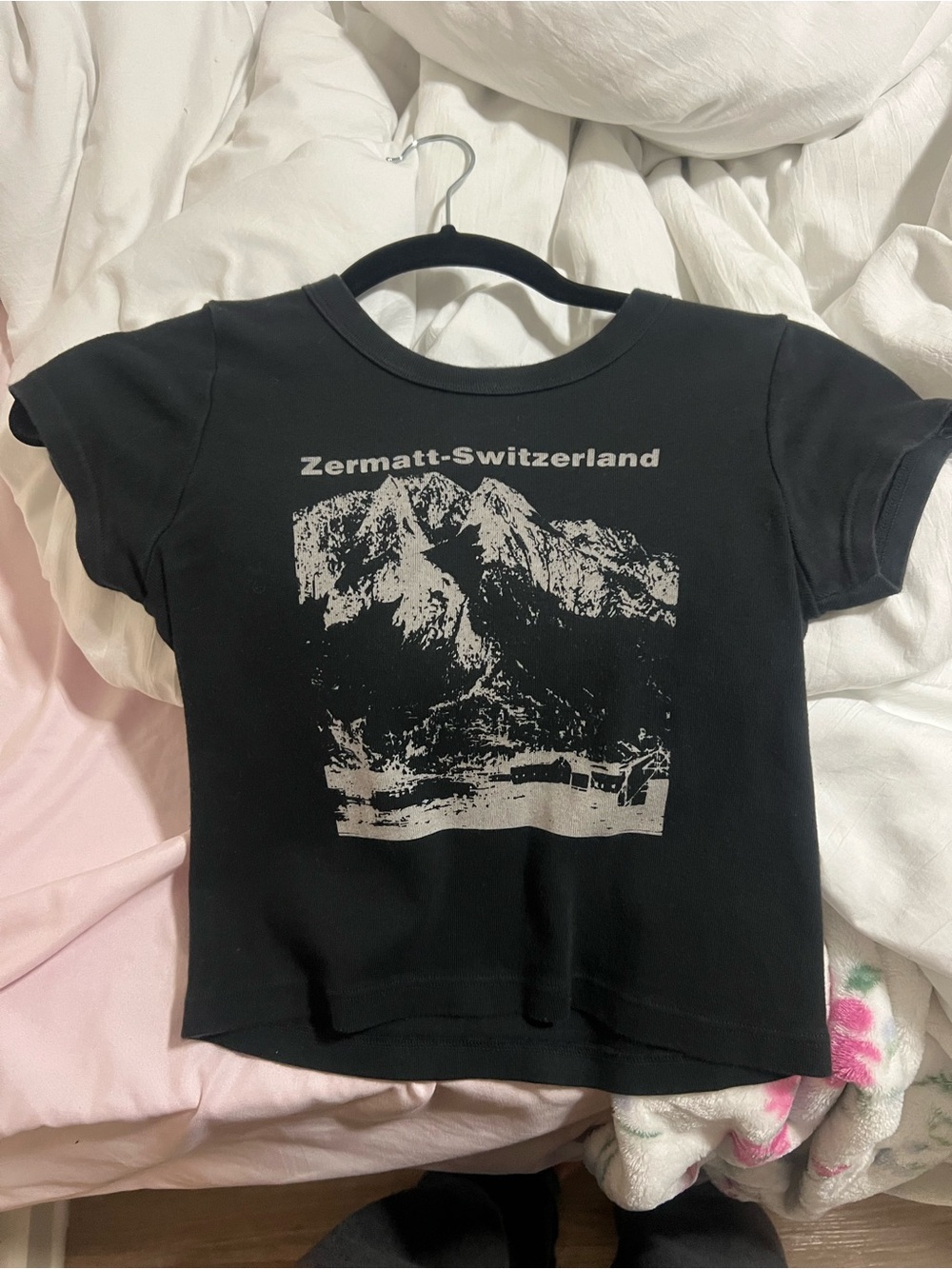 Brandy Melville black tee